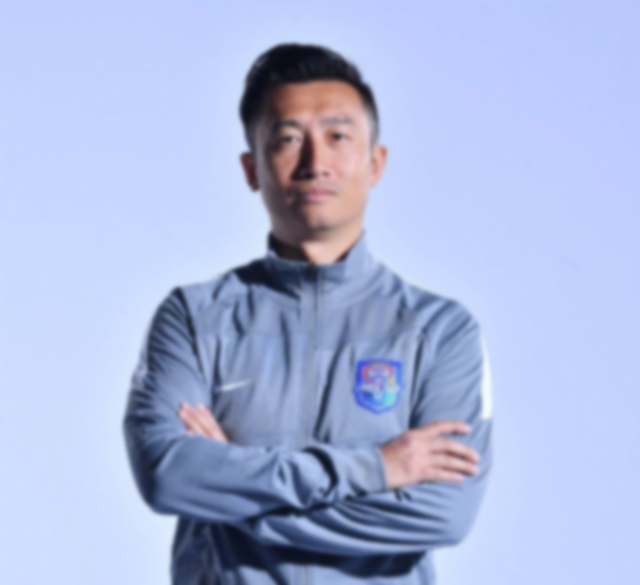 尼克斯队新教练上任，球队期待迎来新气象